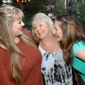 Meet your Posher, Janet